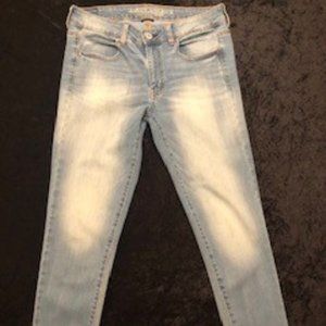 American Eagle Super Stretch Light Wash Jegging